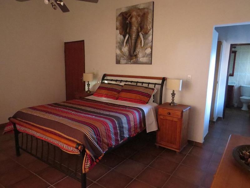 Crowe'S Nest Villa Marloth Park Bagian luar foto
